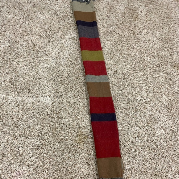 Long scarf - Picture 2 of 2